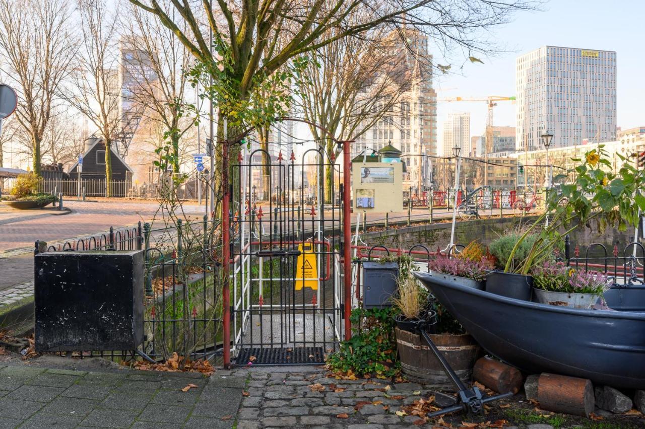 Boatapartment Animathor On Top Location Rotterdam Exteriör bild